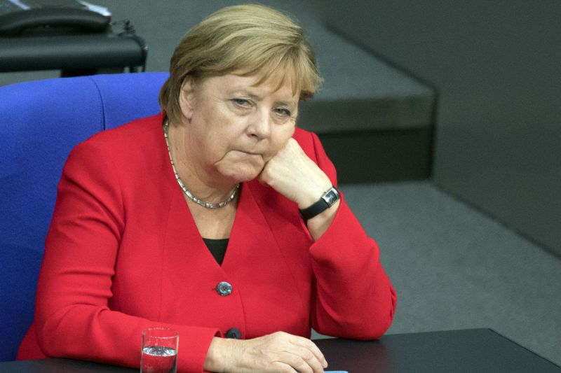 News Photo 1 - Germany - Otta Nottathil - 301020194merkel