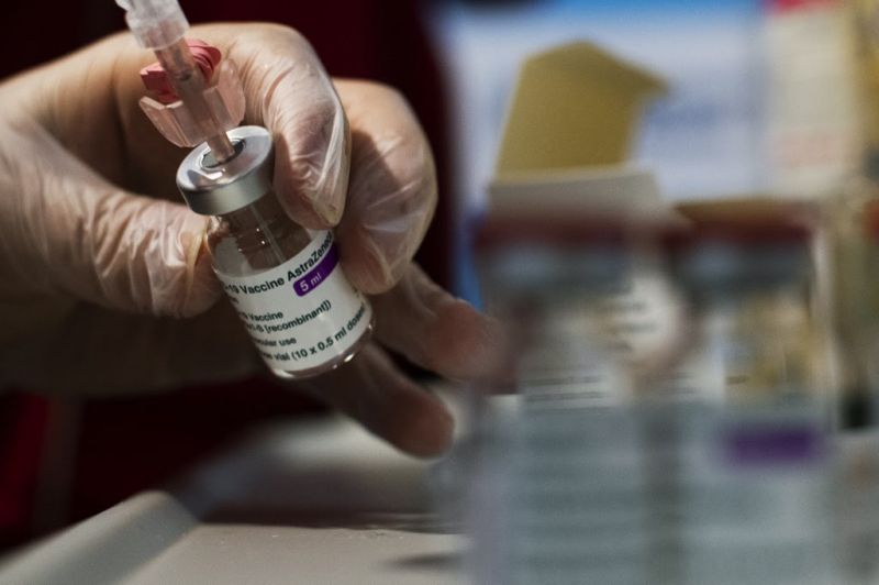 News Photo 1 - Europe - Otta Nottathil - 242202104vaccine