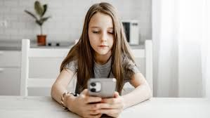 News Photo 1 - Australia - Otta Nottathil - australia_age_test_social_media_kids