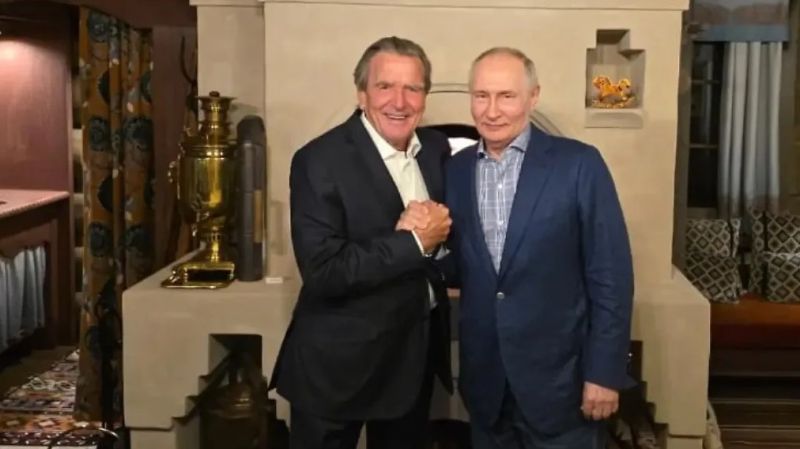 News Photo 1 - Europe - Otta Nottathil - schroeder_celebrate_with_putin_birthday_oct_08_2026