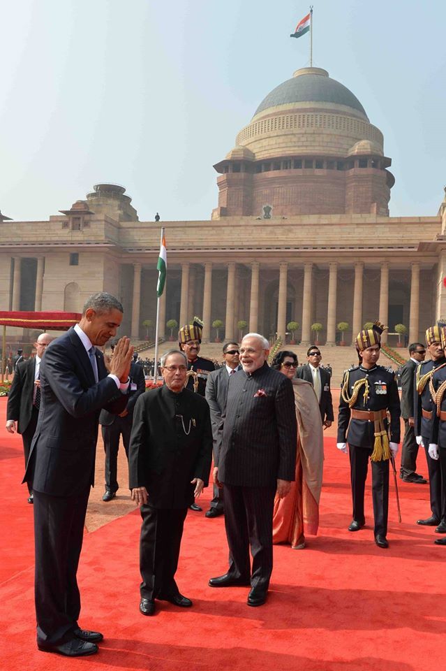 News Photo 2 - America - Samakaalikam - obama_indian_visit_us_media