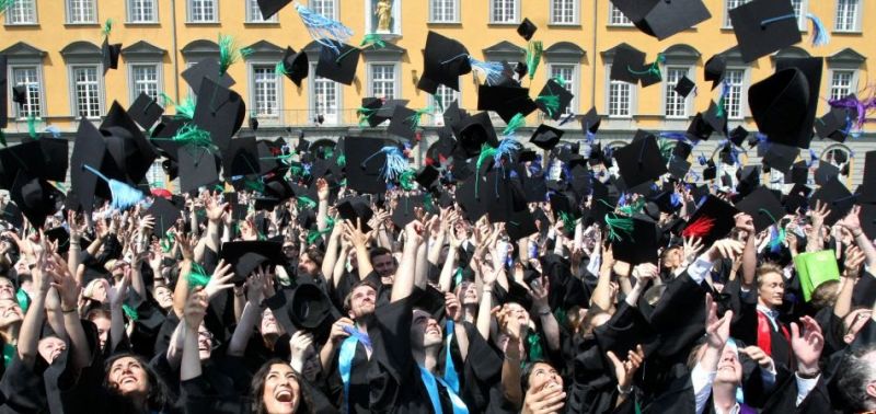 News Photo 1 - Germany - Education - 19520181